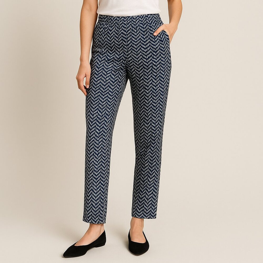 H&M Divided‎ Navy and White Chevron Pants